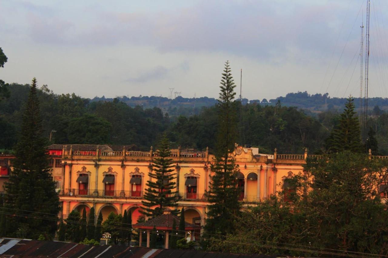 Hotel Atzalan Bagian luar foto