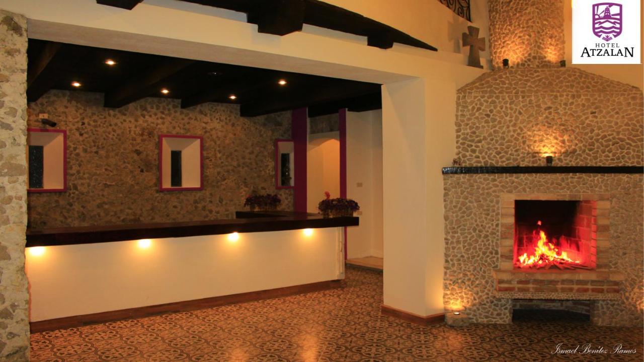 Hotel Atzalan Bagian luar foto